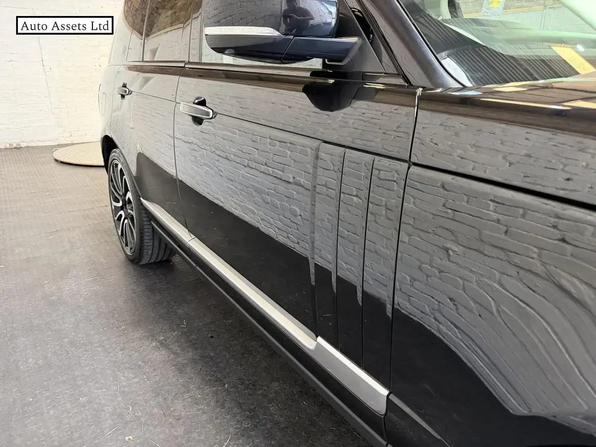 Used Land Rover Range Rover Autobiography 306 HP (225 kW) 2014 Black SUV