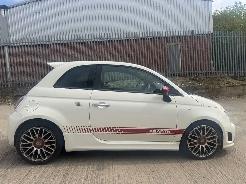 Used Abarth 500 135 HP (99 kW) 2009 White Hatchback