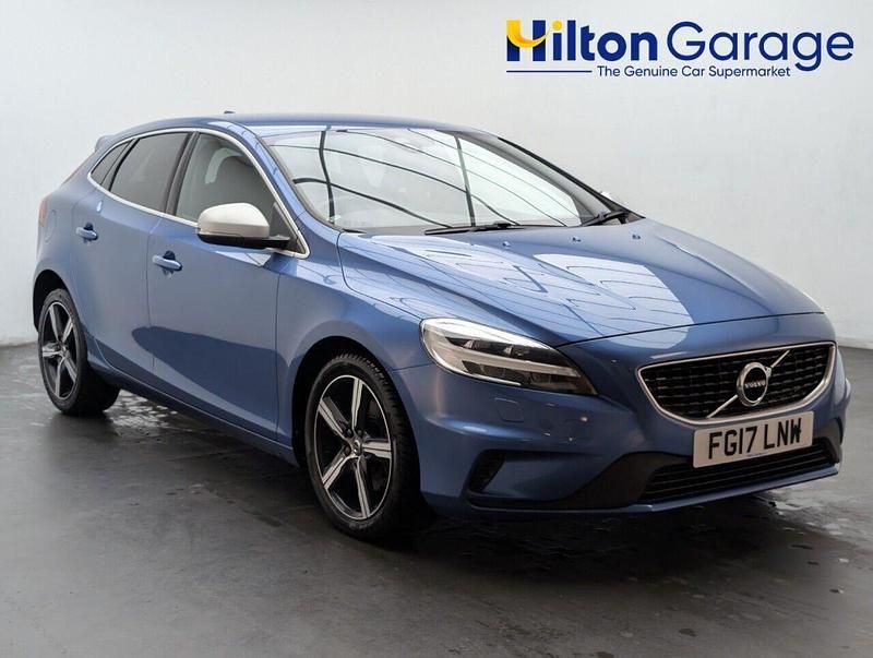 Blue Used 2017 Volvo V40 R-Design Hatchback | £11,650 (Fair price) - Image 1/4