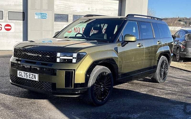 Used Hyundai Santa Fe 230 HP (169 kW) 2025 Green SUV