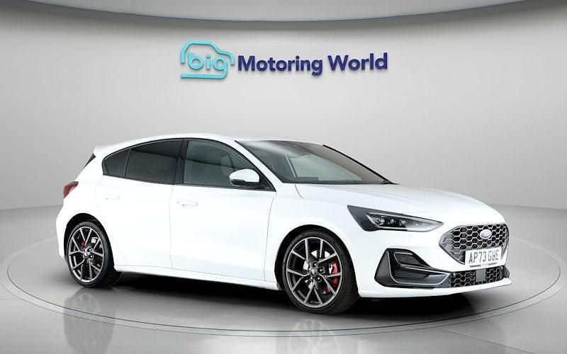 White Used 2023 Ford Focus ST Hatchback | £23,929 (Fair price) - Image 1/4