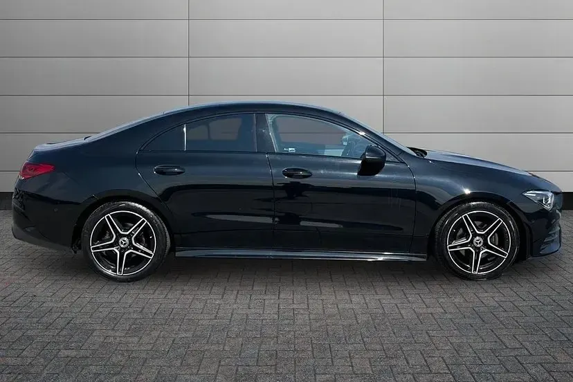 Used Mercedes CLA180 Executive 134 HP (98 kW) 2023 Black Coupe