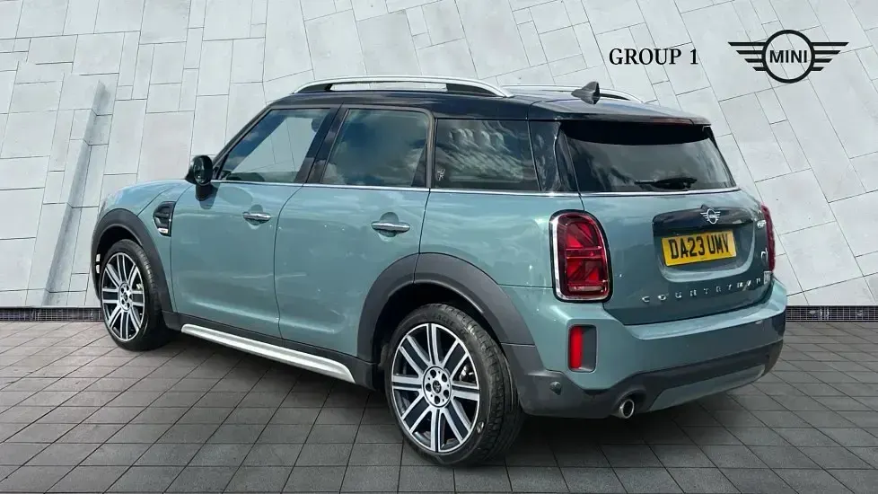 Used Mini Cooper Countryman Exclusive 134 HP (98 kW) 2023 Green SUV