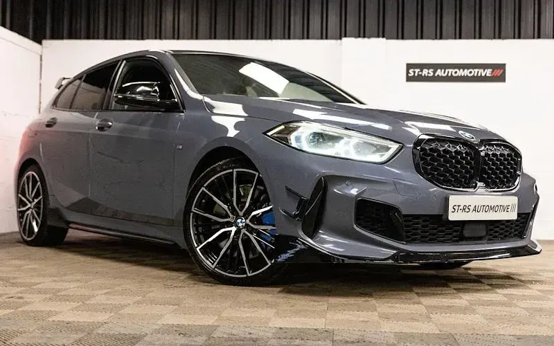 Usado BMW M135 306 HP (225 kW) 2024 Citadino