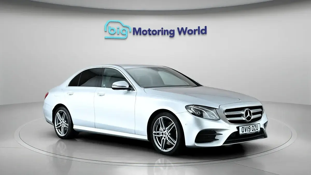 Used Mercedes E220 AMG line 194 HP (142 kW) 2019 Sedan