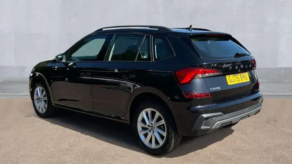 Used Skoda Kamiq SE 95 HP (69 kW) 2025 Black magic pearlescent SUV