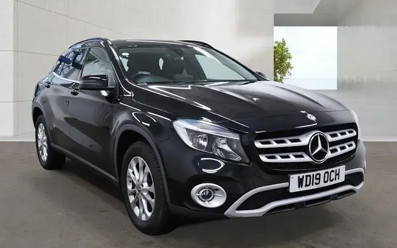 Usado Mercedes GLA200 Executive 156 HP (114 kW) 2019 SUV