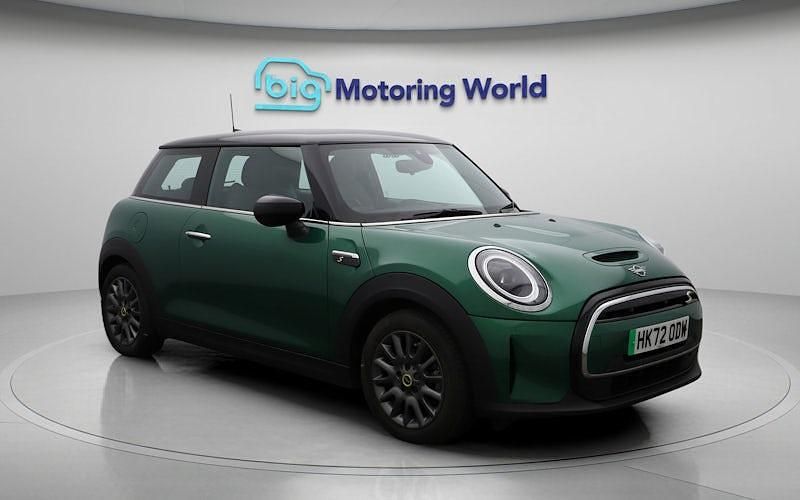 Used Mini Cooper Level 2 135 kW (184 HP) 2023 Hatchback
