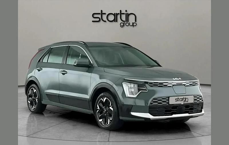 Used Kia e-Niro 150 kW (204 HP) 2025 Green SUV