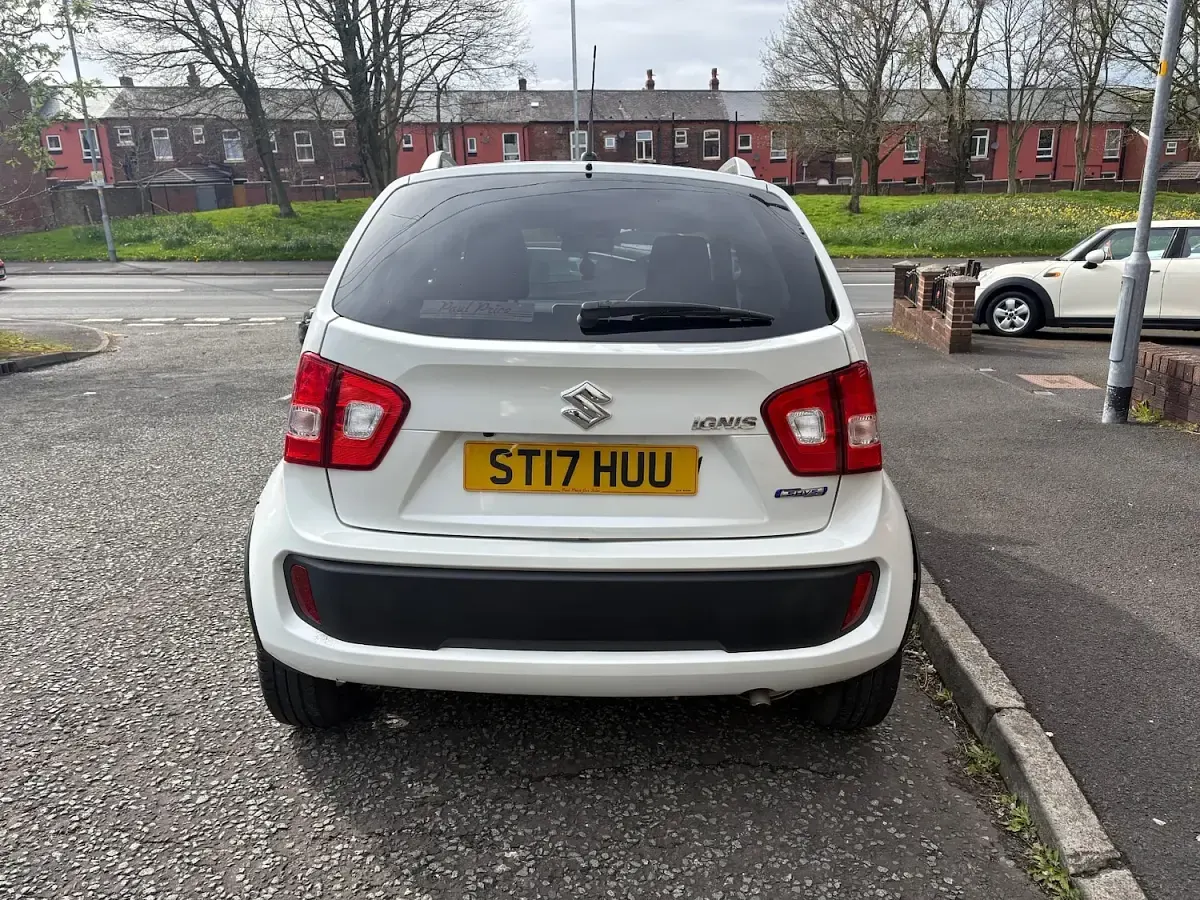 Used Suzuki Ignis SZ5 90 HP (66 kW) 2017 White SUV