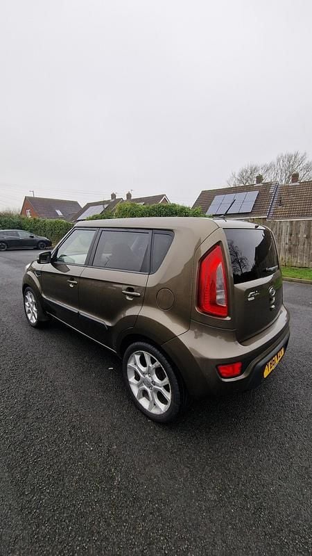 Used Kia Soul 126 HP (92 kW) 2012 Green SUV