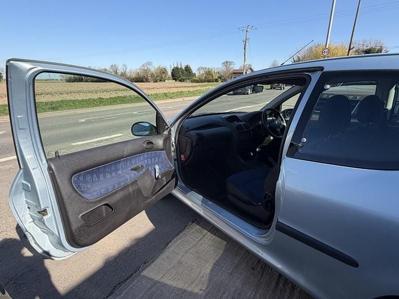Used Peugeot 206 2002 Blue Hatchback