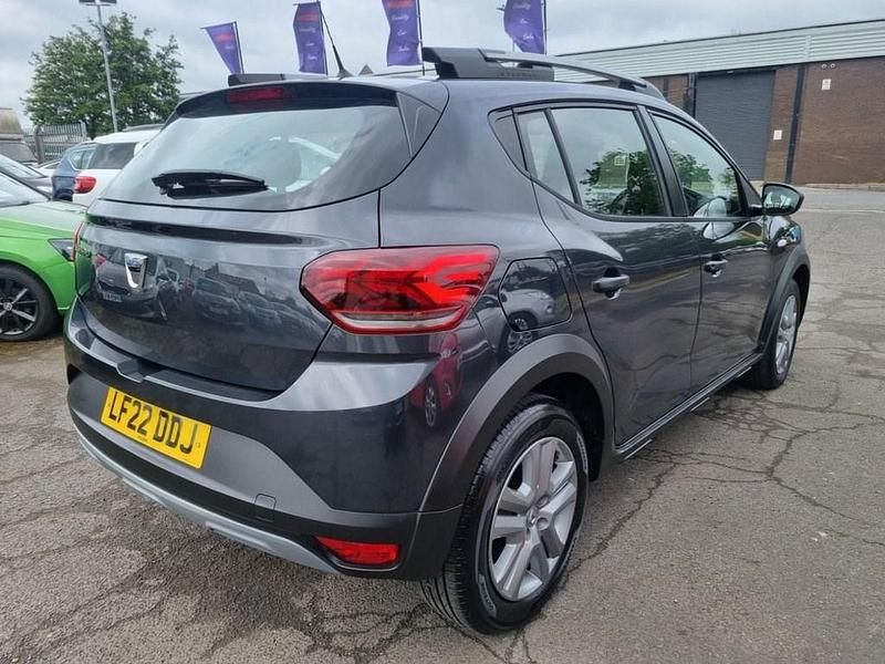 Used Dacia Sandero Essentiel 91 HP (66 kW) 2022 Grey Hatchback