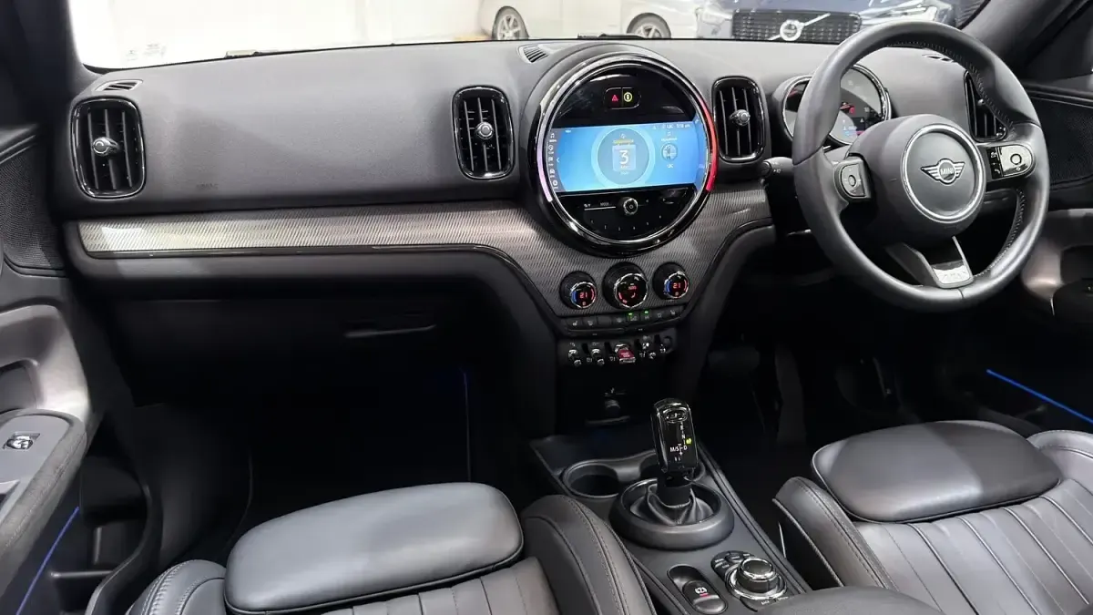 Used Mini Cooper Exclusive 2023 Black/blue Hatchback