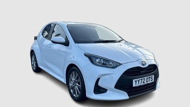Used Toyota Yaris Hybrid 2022 White Hatchback