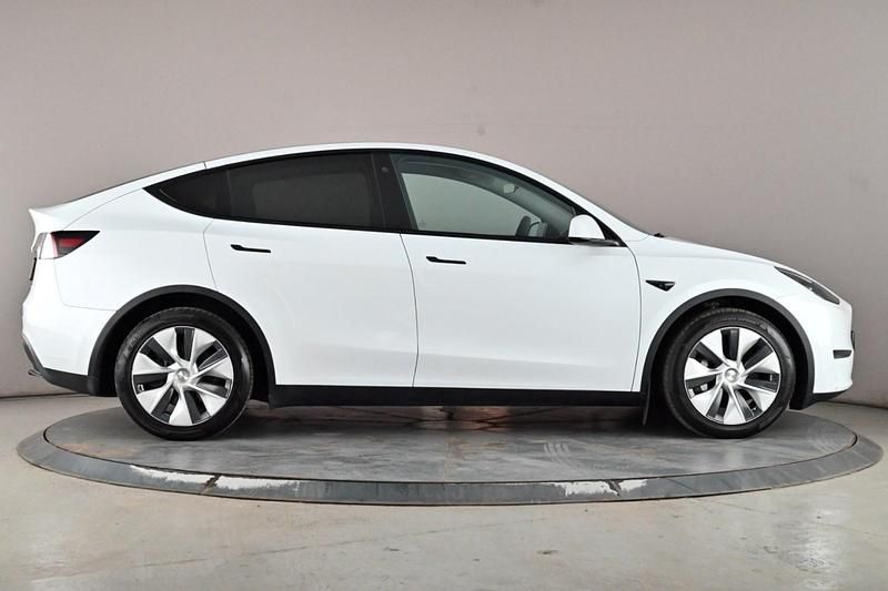 Used Tesla Model Y Long Range AWD 378 kW (514 HP) 2022 White SUV