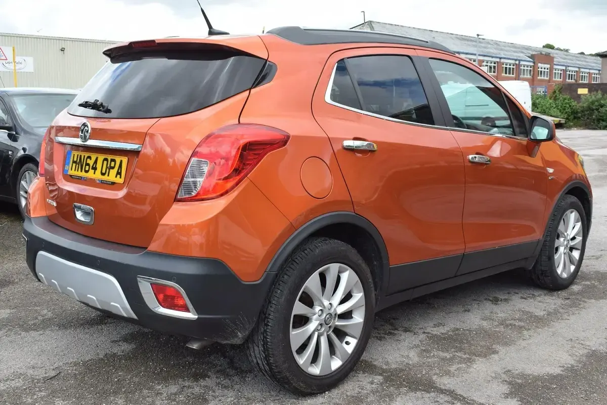 Used Vauxhall Mokka 115 HP (84 kW) 2014 Orange SUV