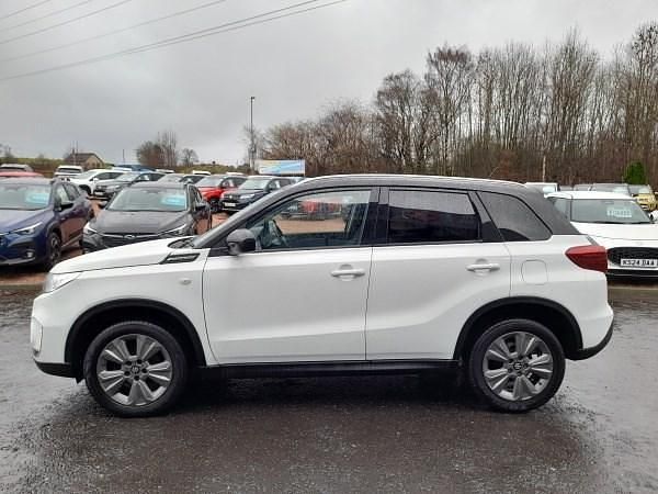 Used Suzuki Vitara SZ-T 2019 White Hatchback