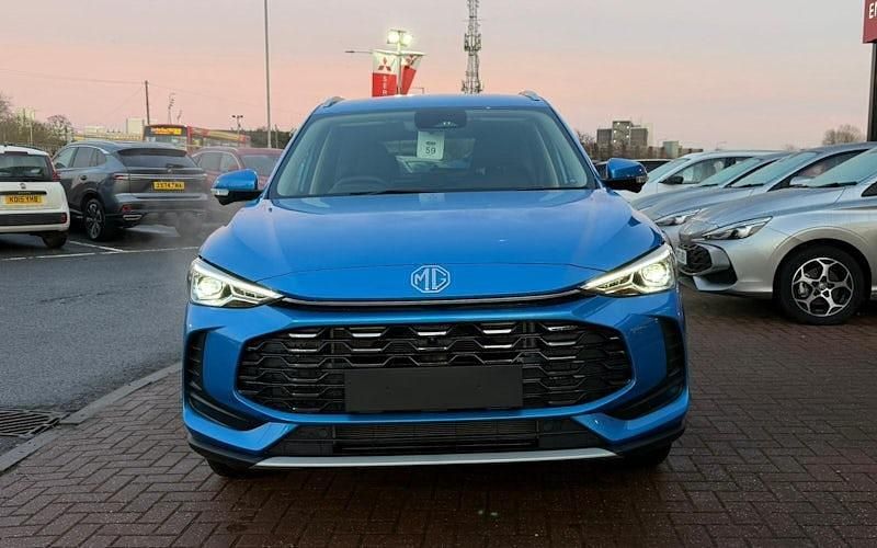 Usado MG ZS Trophy 196 HP (144 kW) 2025 Azul Citadino
