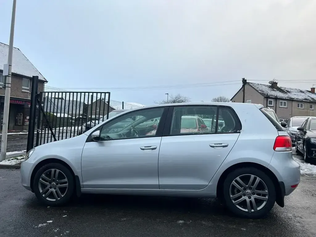 Used VW Golf VI SE 121 HP (88 kW) 2009 Silver Hatchback