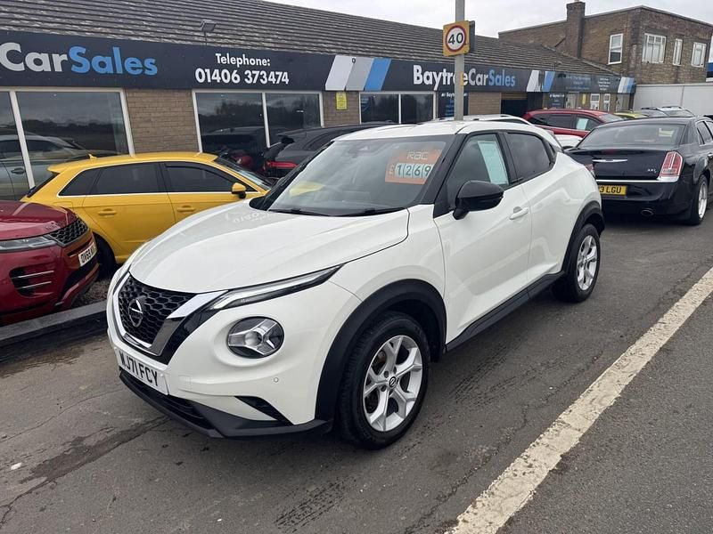 White Used 2021 Nissan Juke N-Connecta SUV | £12,695 (Fair price) - Image 1/4
