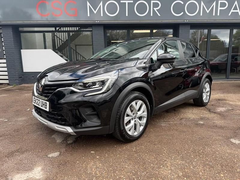 Second-hand Renault Captur Iconic 143 CP (105 kW) 2022 Negru SUV