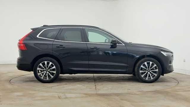 Used Volvo XC60 Core 247 HP (181 kW) 2025 SUV