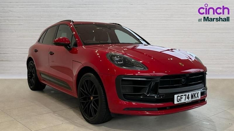 Used Porsche Macan 440 HP (323 kW) 2024 Red SUV