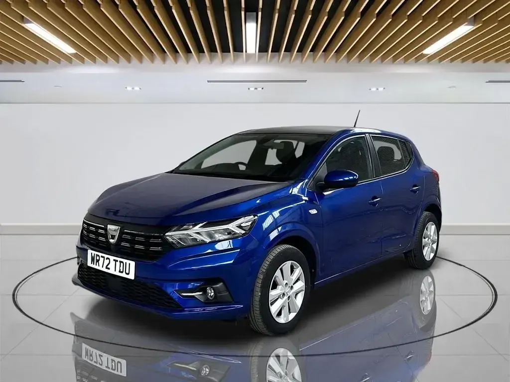 Begagnad Dacia Sandero Comfort 90 HK (66 kW) 2022 Blå Halvkombi