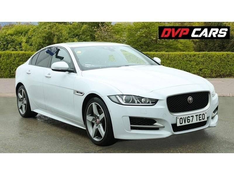 Used Jaguar XE R-Sport 180 HP (132 kW) 2017 White Sedan