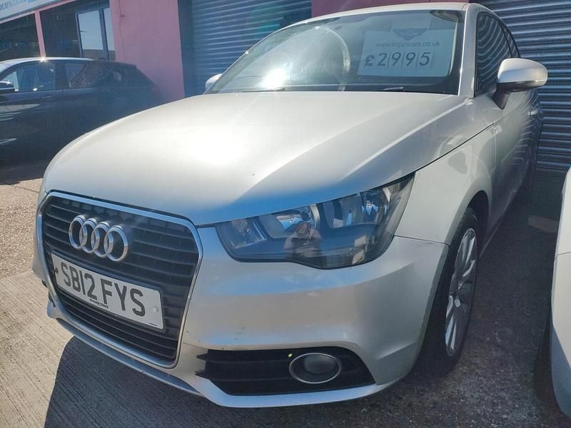Used Audi A1 Sport 105 HP (77 kW) 2012 Silver Hatchback