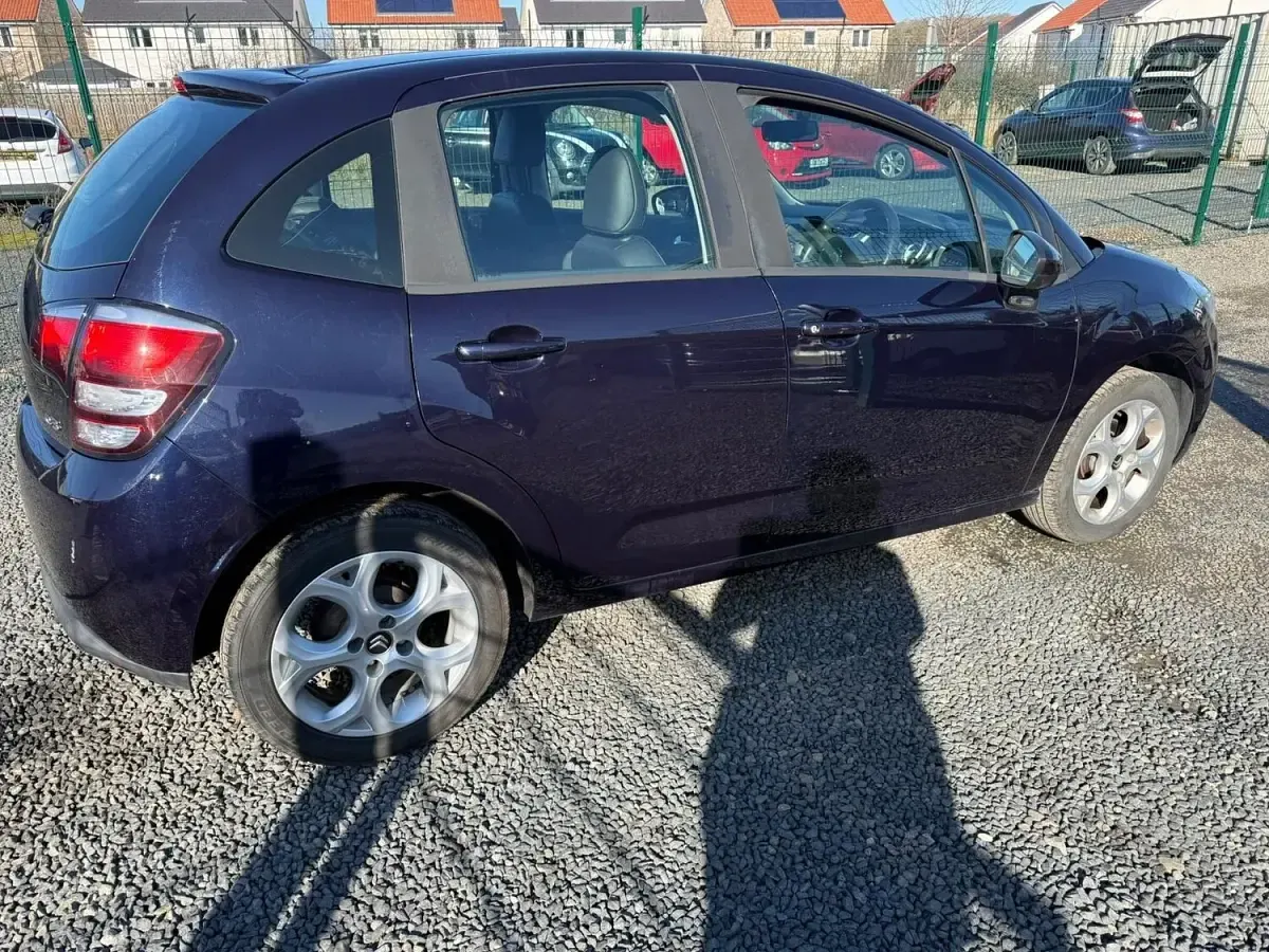 Used Citroën C3 PureTech 68 HP (50 kW) 2016 Blue Hatchback