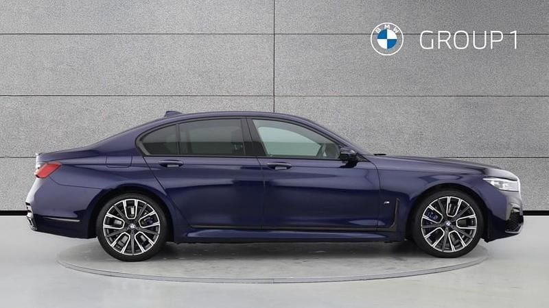 Used BMW 740 M Sport 340 HP (250 kW) 2021 Tanzanite blue Sedan