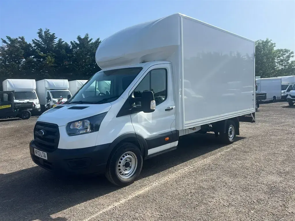 Used Ford Transit 130 HP (95 kW) 2023 White Cabriolet