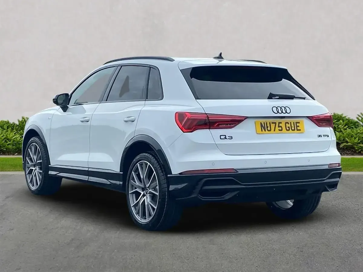 Used Audi Q3 Black Edition 147 HP (108 kW) 2025 White SUV