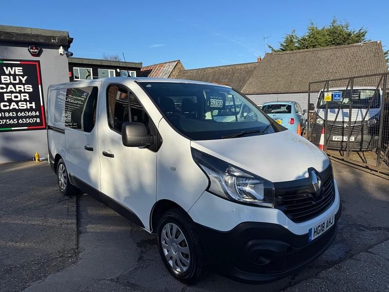 Used Renault Trafic Business 2018 White MPV