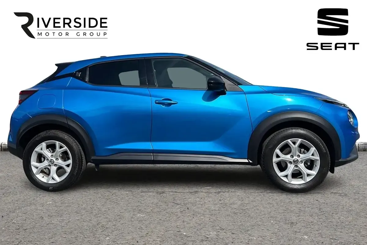 Used Nissan Juke N-Connecta 114 HP (83 kW) 2022 Blue SUV