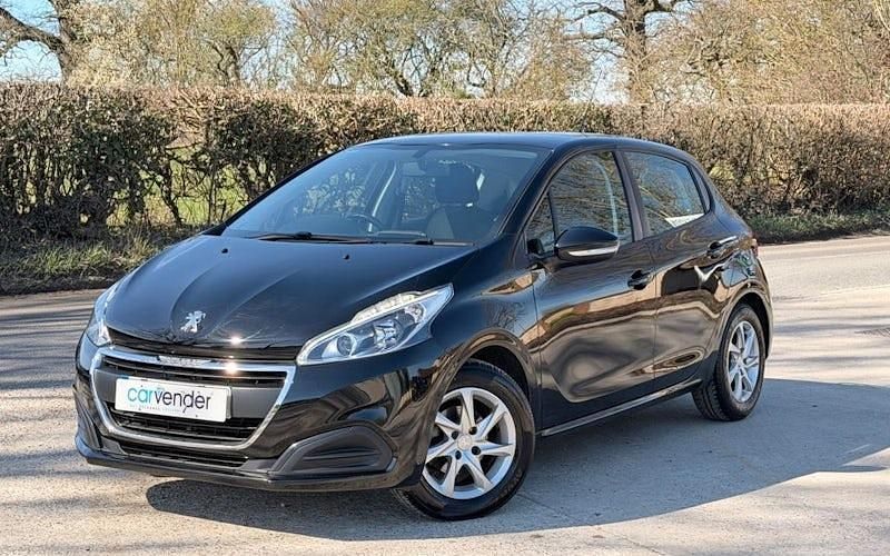 Used Peugeot 208 Active 82 HP (60 kW) 2018 Hatchback