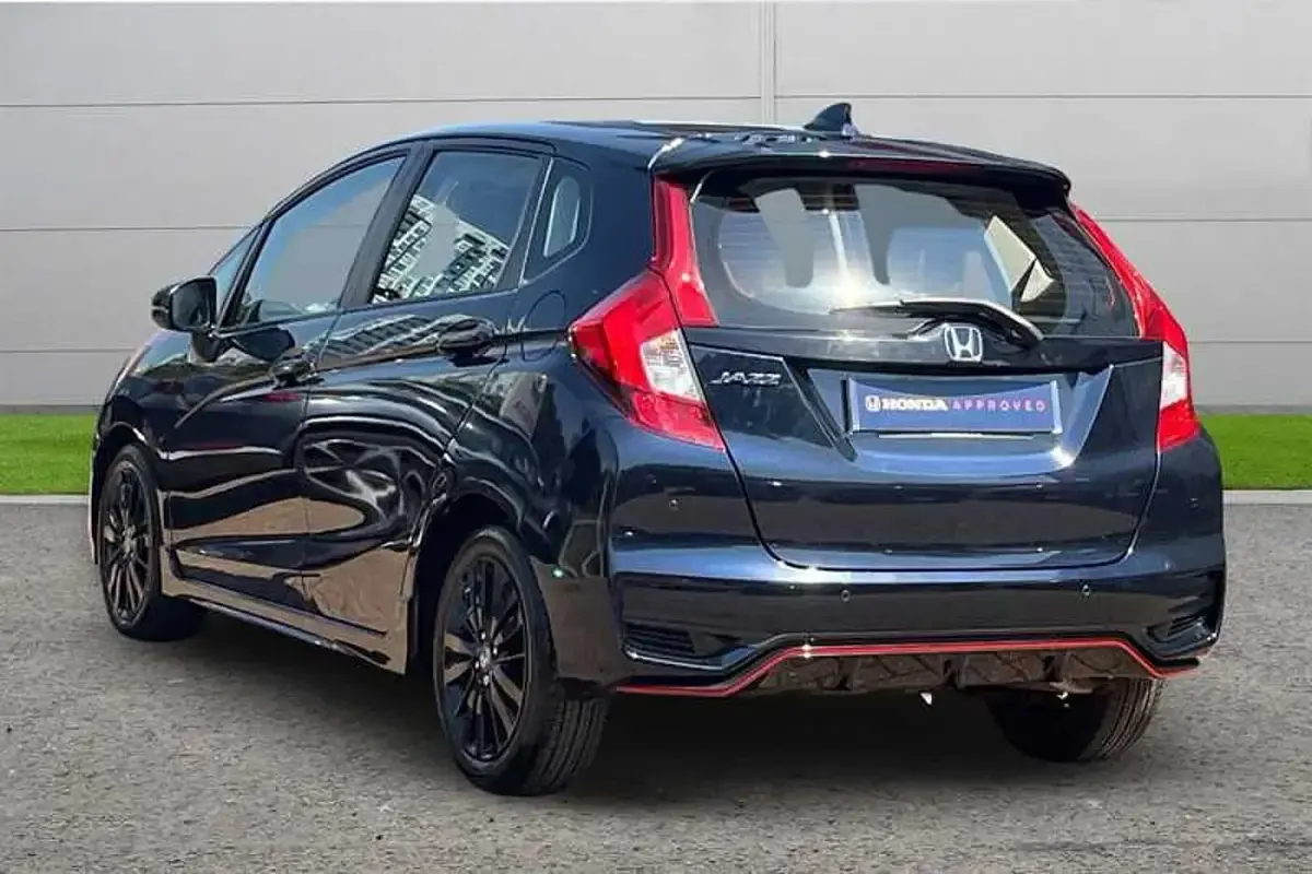 Used Honda Jazz Sport 130 HP (95 kW) 2019 Blue Hatchback