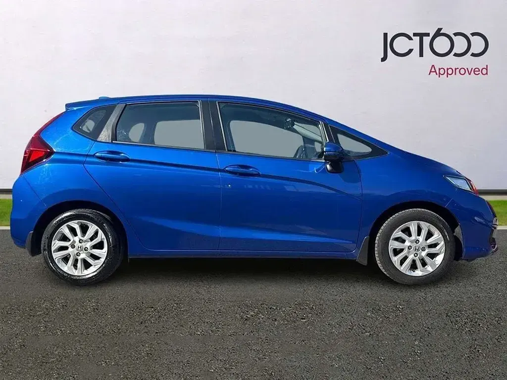 Used Honda Jazz SE 102 HP (75 kW) 2018 Blue Hatchback