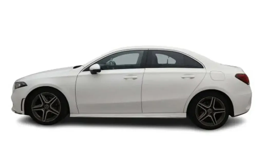 Used Mercedes A180 AMG line 116 HP (85 kW) 2019 White Sedan
