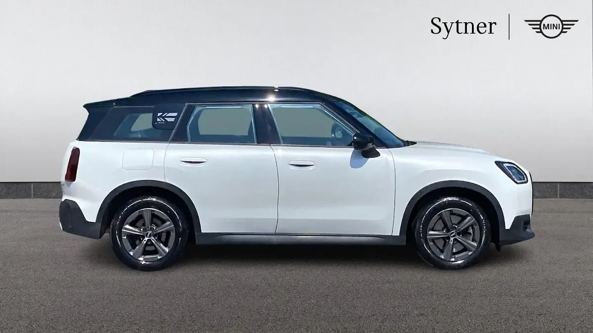 Używany Mini Countryman 215 KM (158 kW) 2024 Biały SUV