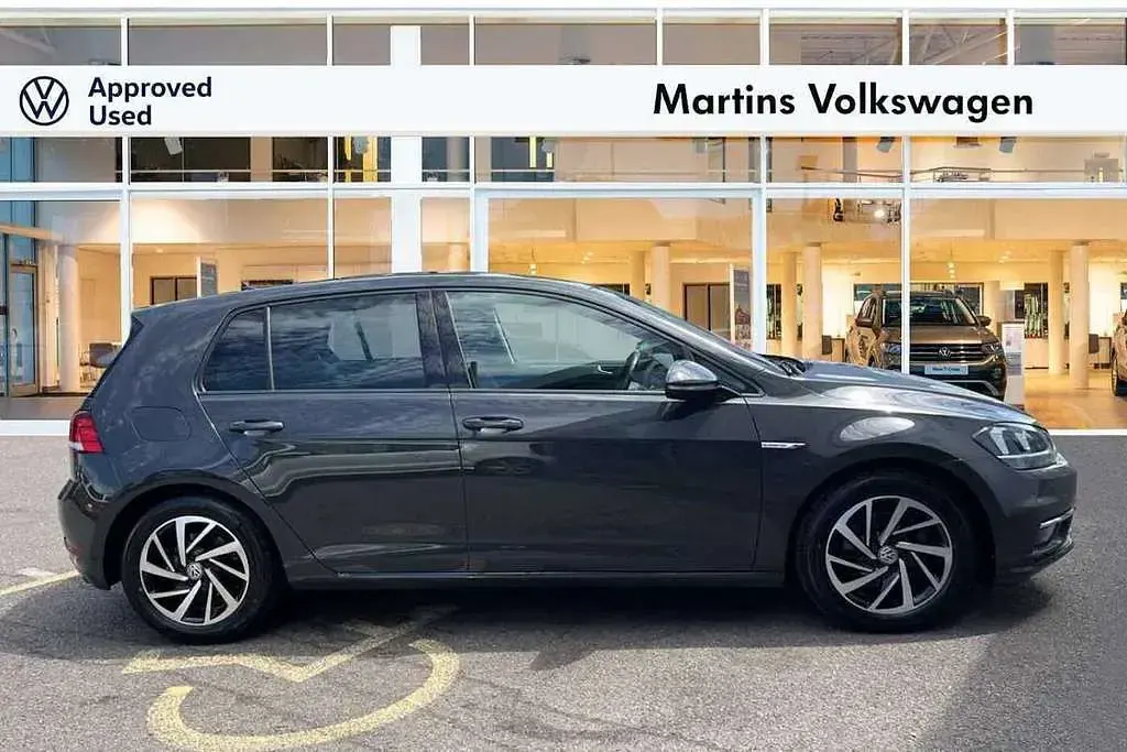 Used VW Golf VII Match 130 HP (95 kW) 2019 Grey Hatchback