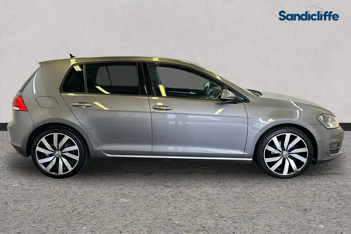 Used VW Golf VII GT 110 HP (80 kW) 2017 Grey Hatchback