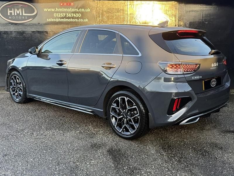 Second-hand Kia Ceed GT-Line 158 CP (116 kW) 2022 Gri Hatchback