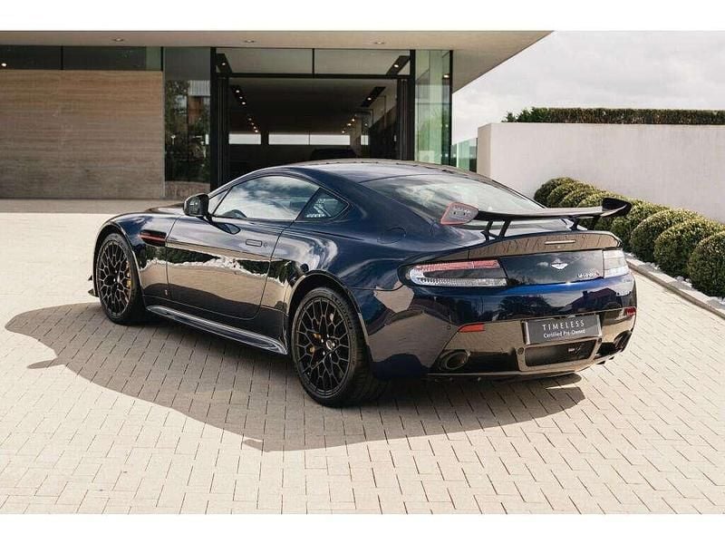Used Aston Martin Vantage 565 HP (415 kW) 2018 Blue Coupe