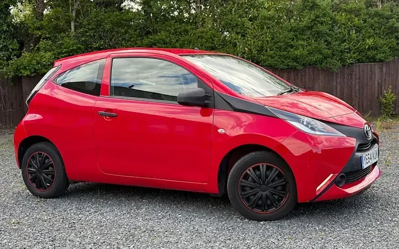 Begagnad Toyota Aygo 69 HK (50 kW) 2018 Halvkombi