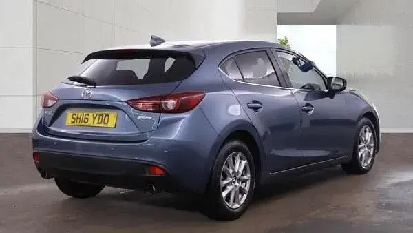 Used Mazda 3 165 HP (121 kW) 2016 Blue Hatchback