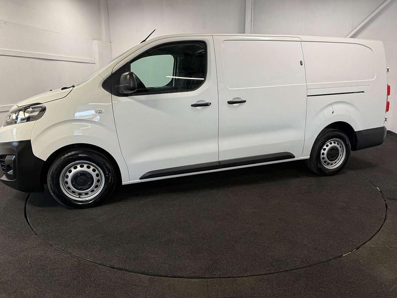 Used Citroën Dispatch 2022 White MPV