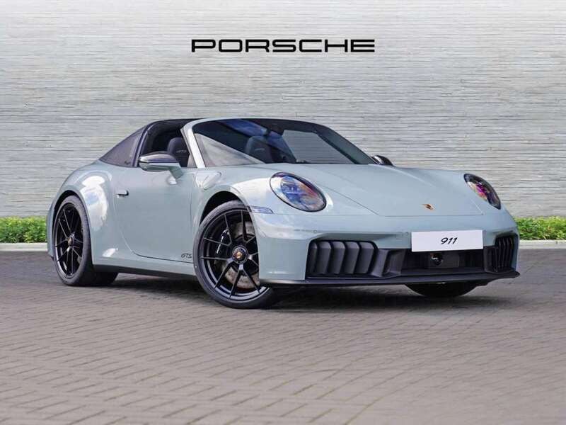 Green Used 2025 Porsche 911 Cabriolet | £155,990 (Fair price) - Image 1/4